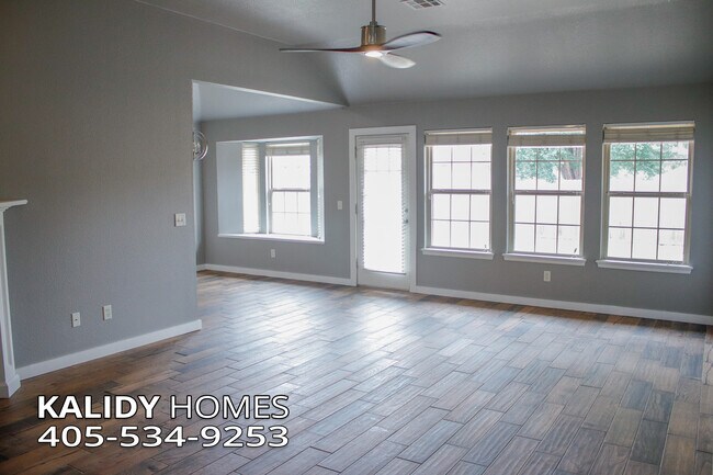 Foto del edificio - 21925 Homesteaders Rd