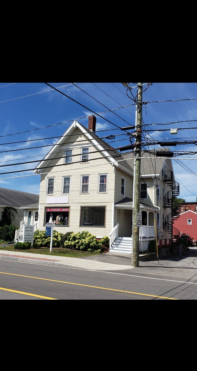 Foto del edificio - 821 Islington St