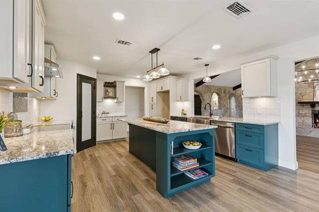 Building Photo - 7408 Golf Club Dr