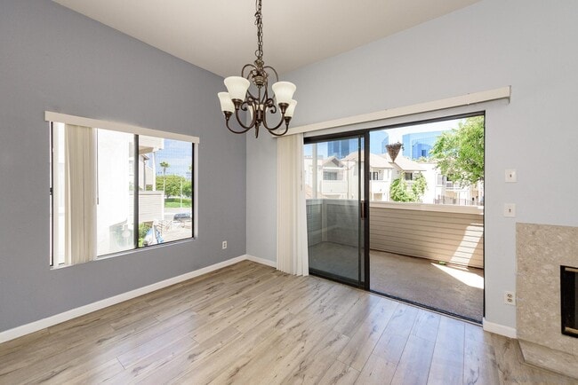 Building Photo - 4639 Executive Dr