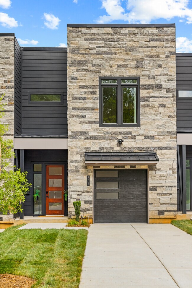 Foto del edificio - 4705 Walden Ct
