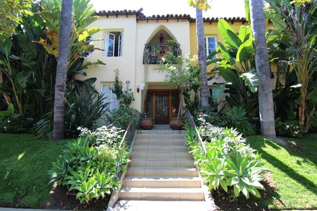 Foto del edificio - 431 N Sycamore Ave