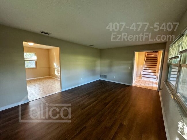 Foto del edificio - 2496 Bentridge Ct