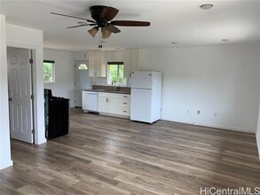 Building Photo - 646 Akoakoa St
