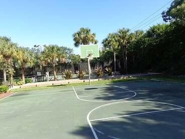 Foto del edificio - 7822 Gardner Dr