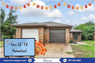 Building Photo - 6708 S Creek Dr