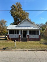 Building Photo - 1301 Branch St