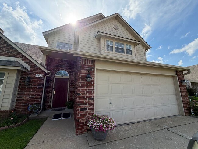 Foto del edificio - Broken Arrow Union Schools Single Family Home for Rent 5 beds 2.5 bath