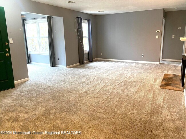 Building Photo - 46 Frontier Way