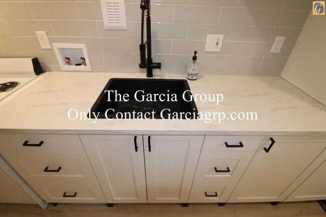 Foto del edificio - 1010 NE 153rd Ave