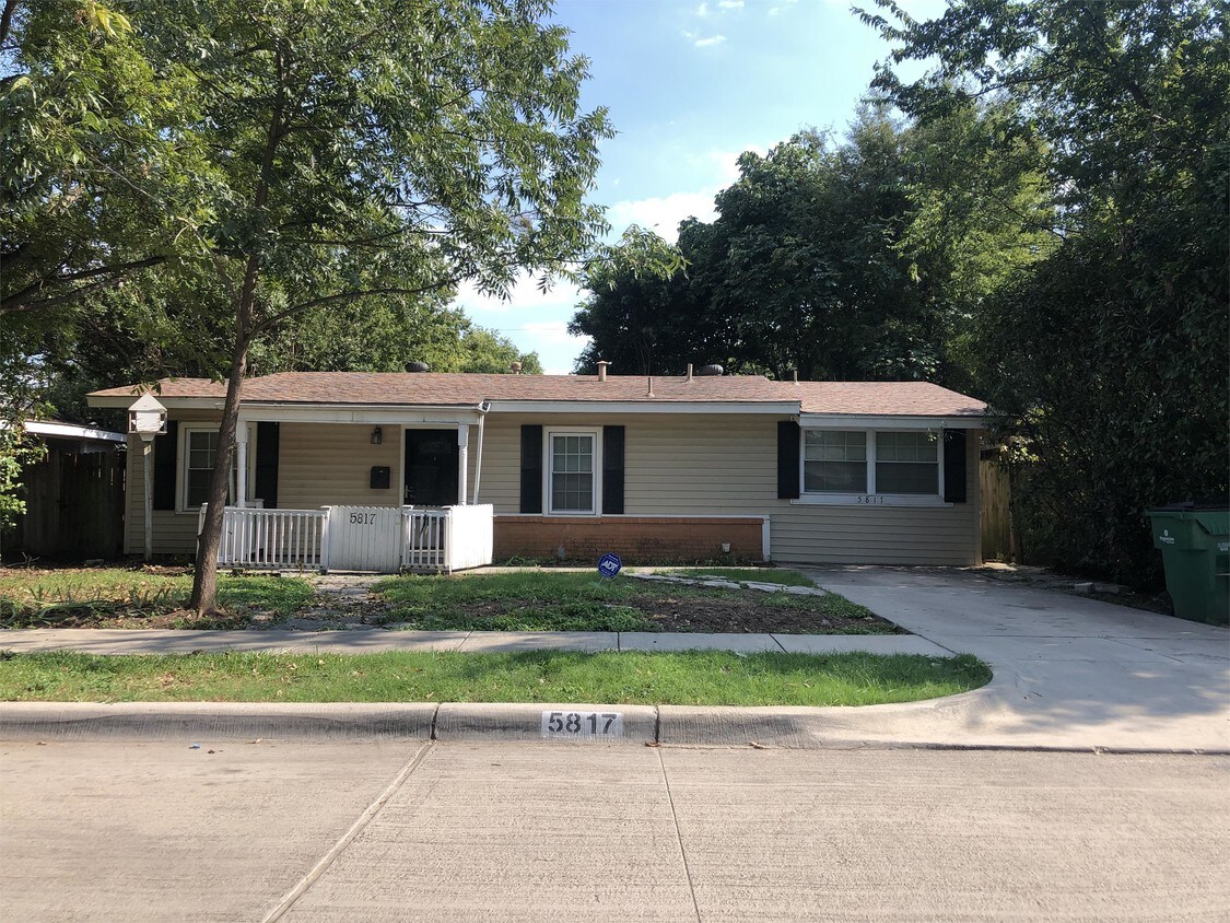 5817 Coleman St, Westworth Village, TX 76114 House for Rent in