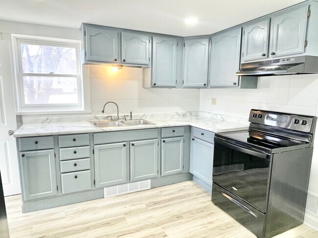 Foto del edificio - 210 Main St