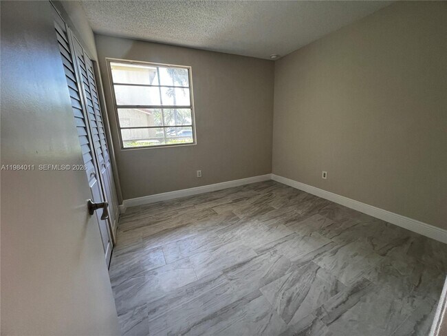 Foto del edificio - 1247 SW 46th Ave