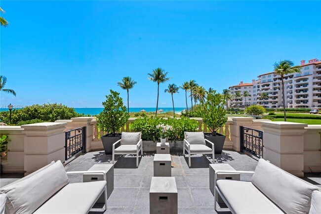 Building Photo - 7716 Fisher Island Dr
