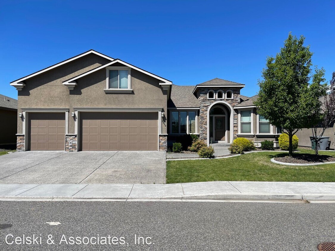 Foto principal - 4 br, 2 bath House - 2325 Copperhill St.