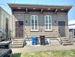 Building Photo - 2116 Conti St