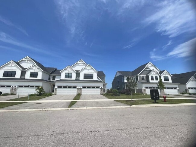 Building Photo - 4216 Chelsea Mnr Cir