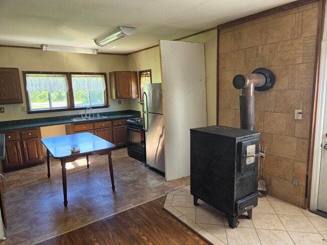 Foto del edificio - 5648 Cheney Rd