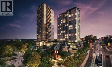 Building Photo - 15 Wellington St S
