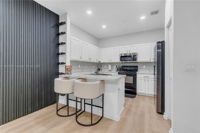 Foto del edificio - 3529 NW 29th Pl