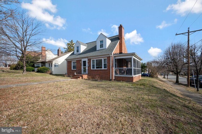 Foto del edificio - 1503 Stafford Ave