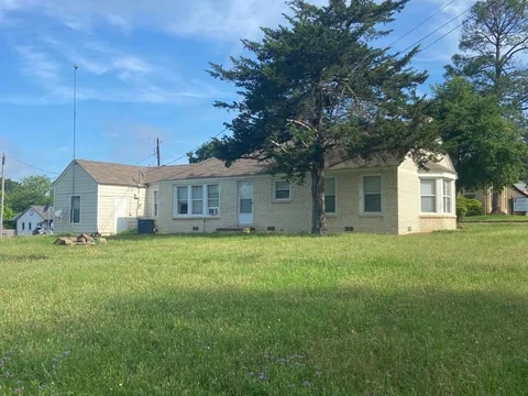 Building Photo - 240 E Blackbourn St