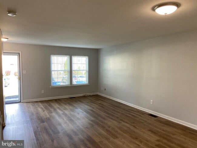 Building Photo - 1509 St Christopher Ct