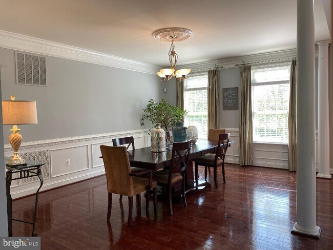 Building Photo - 16830 Michelson Dr