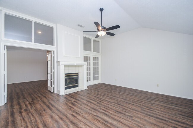 Foto del edificio - 2406 Old Dixie Dr