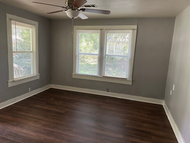 Foto del edificio - 3131 W Laurel St