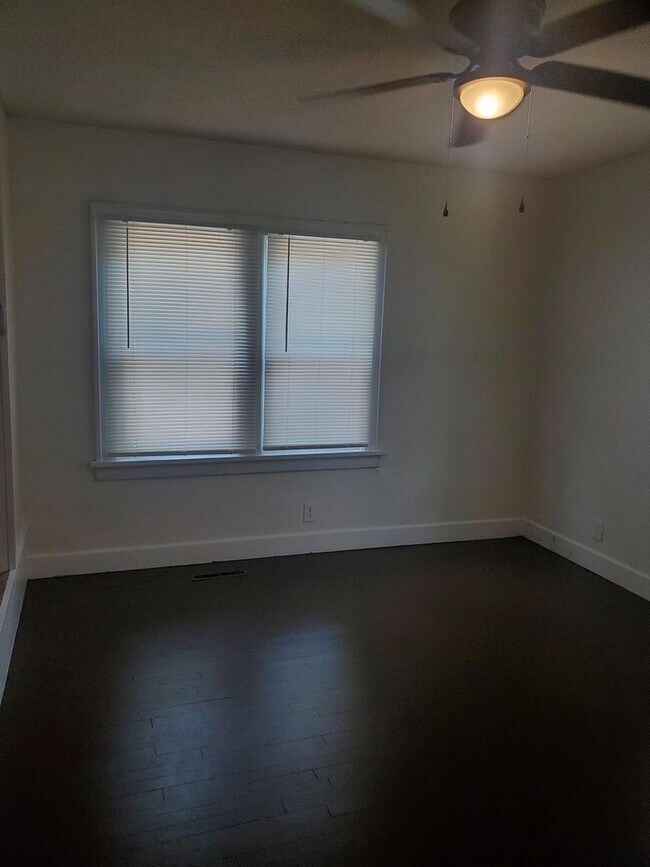 Foto del edificio - Single family home in College area