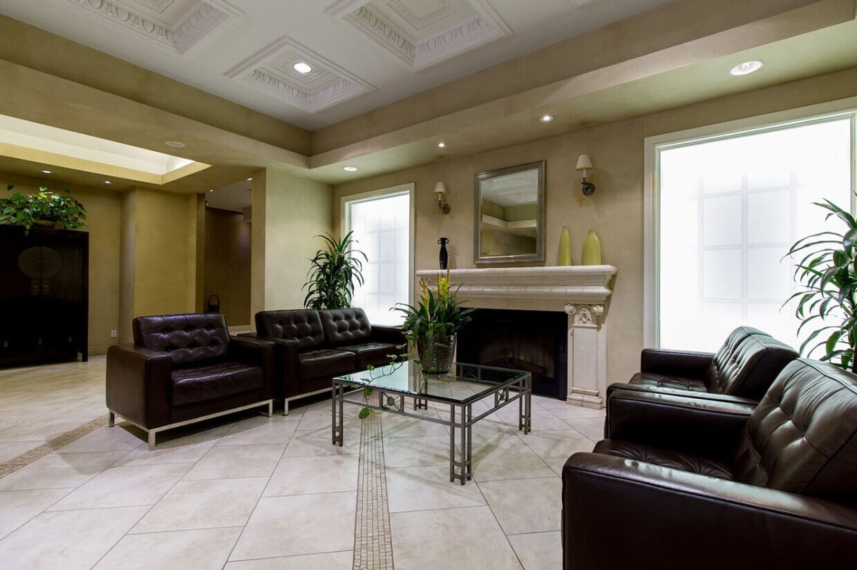 Photo principale - 144 Simcoe St