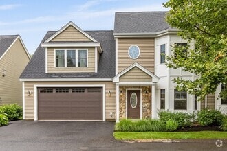 Building Photo - 129 Acton St