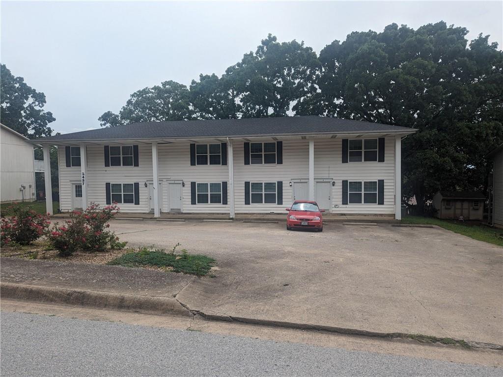 Foto principal - 2437 N Brophy Ave