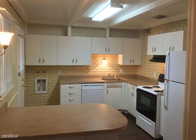 Building Photo - 1345 Zephyr Way