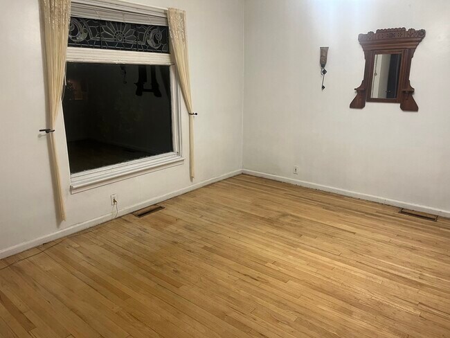 Foto del edificio - 1607 6th St