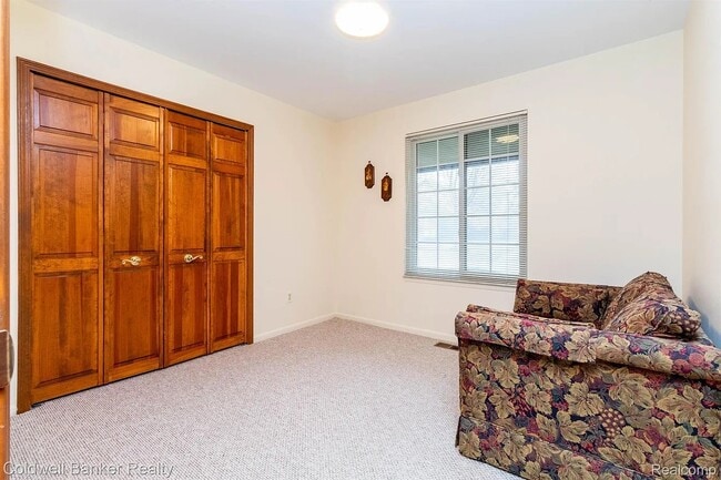 2nd Bedroom - 235 Meadow Lane Cir