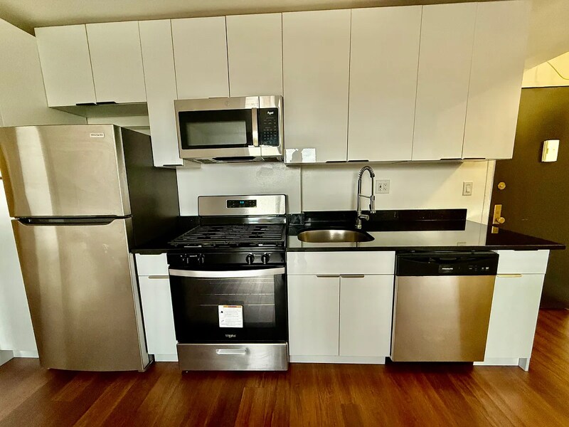 Foto del edificio - 110 Bruce Ave