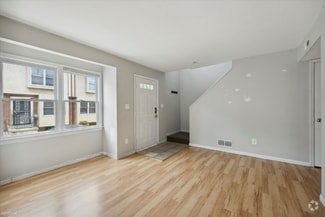 Building Photo - 1722 Page St