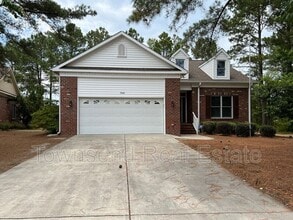 Building Photo - 7049 Pitcairn Dr