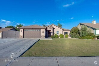 Building Photo - 3707 Daytona Dr
