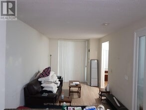 Building Photo - 90 Absolute Ave