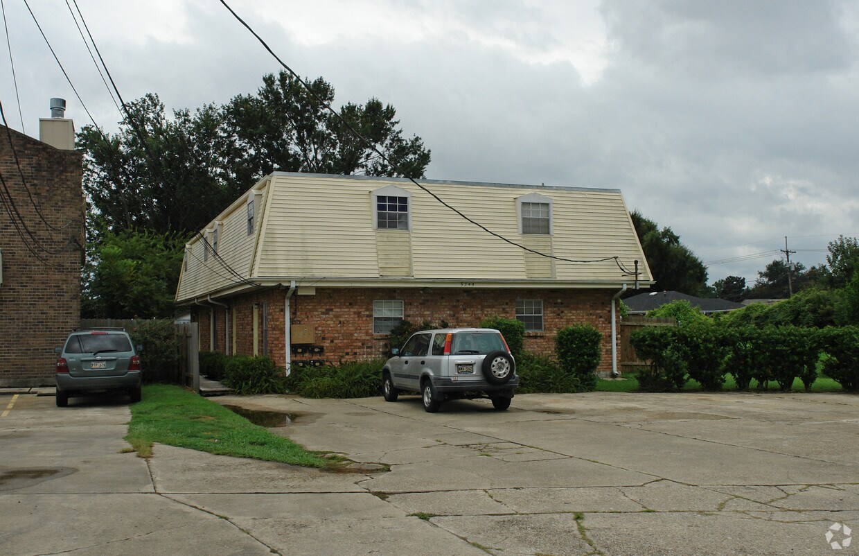 Primary Photo - 5244 Quincy St