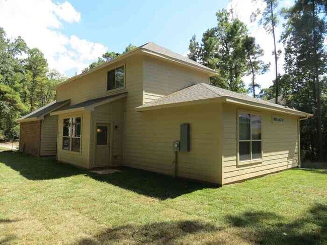 Building Photo - 3619 Spy Glass Hill Dr