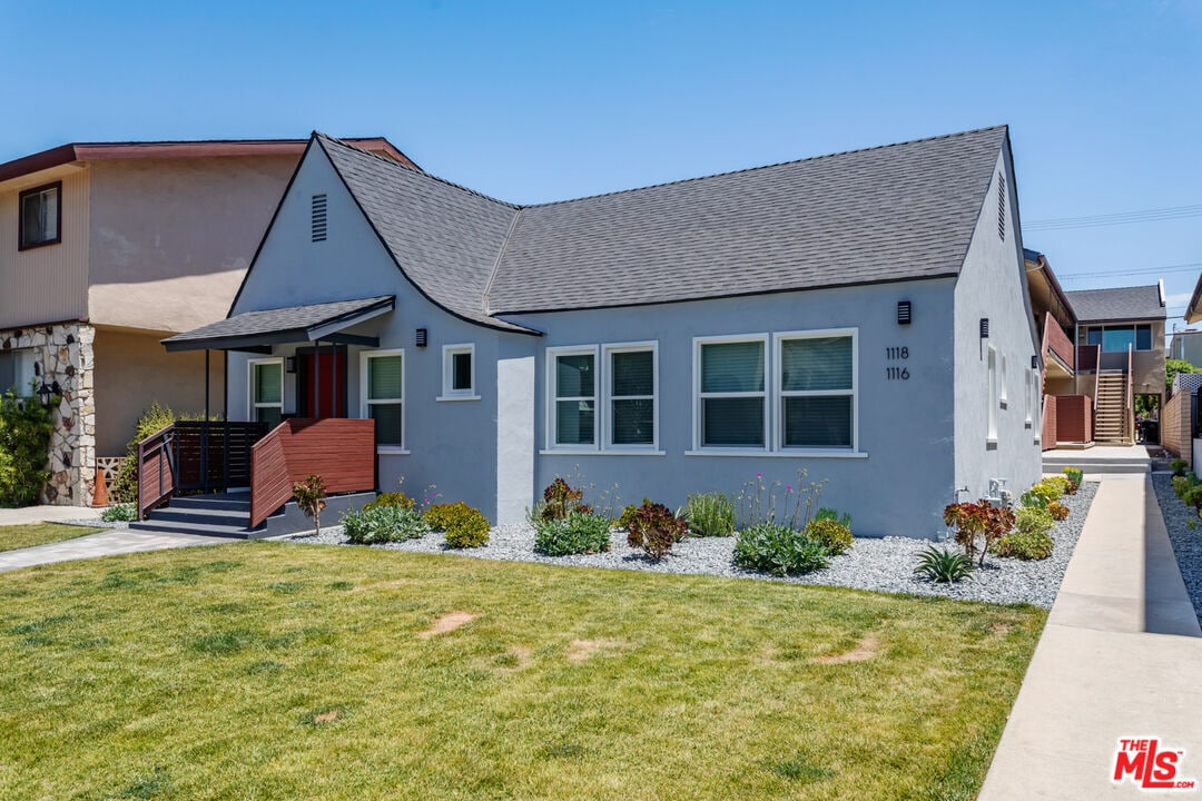 Primary Photo - 1116 San Rafael Ave