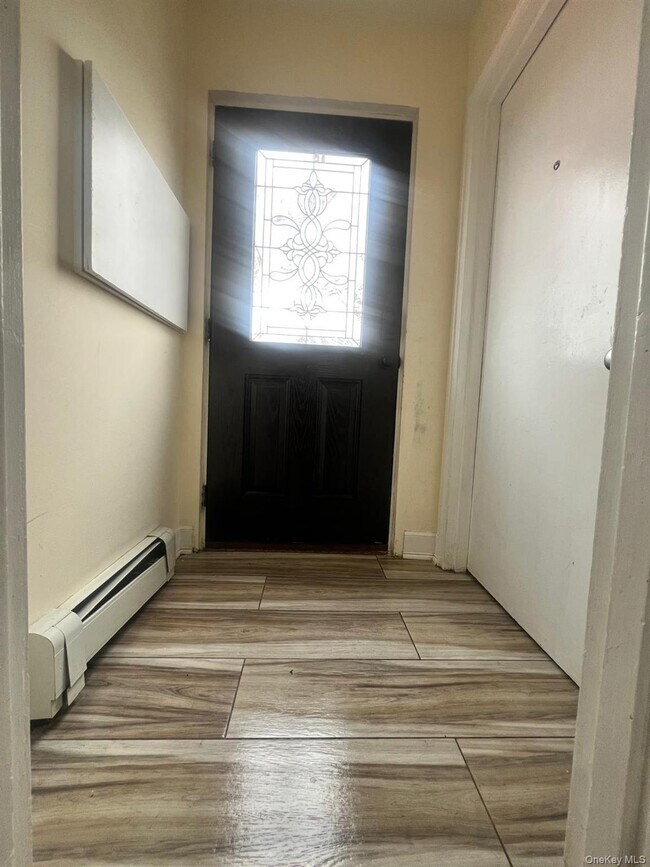 Foto del edificio - 32-11-11 87th St