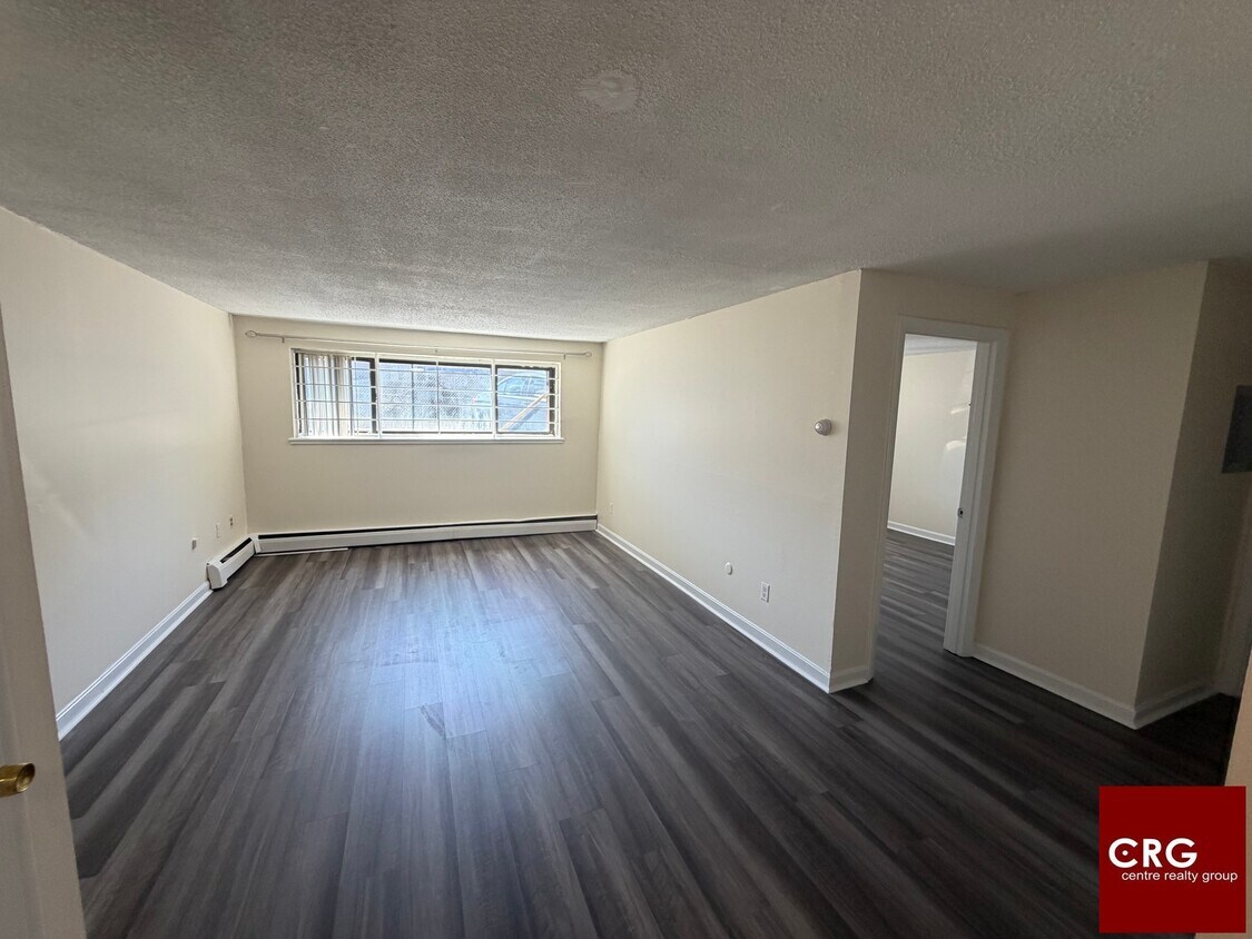Foto del edificio - 122 Dustin St
