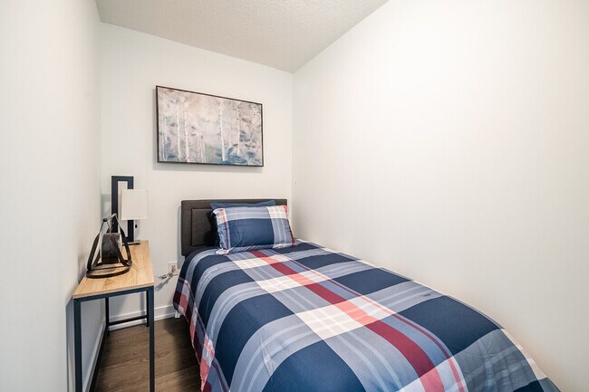 Building Photo - 1 Iceboat Terr