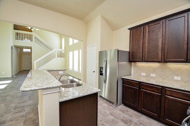 Foto del edificio - 5118 Brookshire Pass Dr