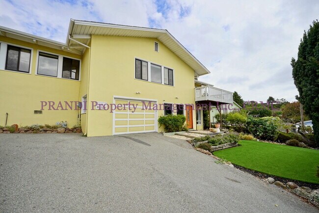 Foto del edificio - Bright and Inviting 4BR Home Minutes from ...